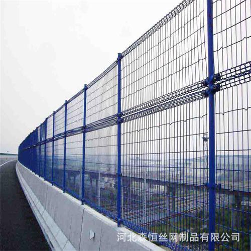 厂家桥梁防抛网高速公路护栏高速围栏网公路防坠落双圈护栏网围栏